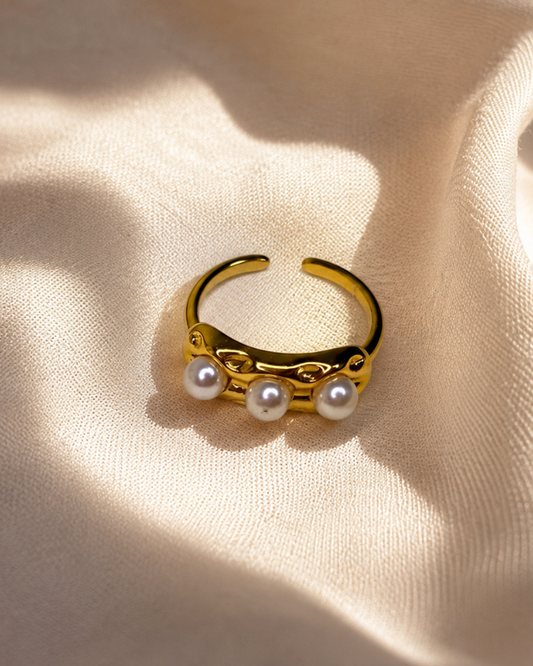 Pearl Whisper Ring