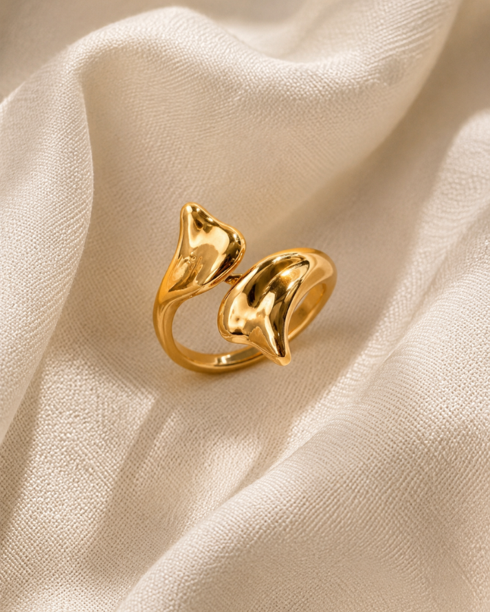 Molten Loop Ring