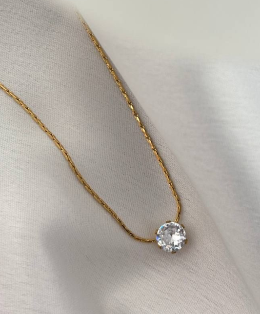 Gold Solitaire Stone Necklace