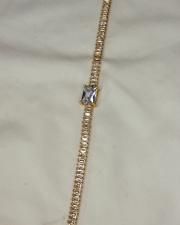 Elara Tennis Bracelet