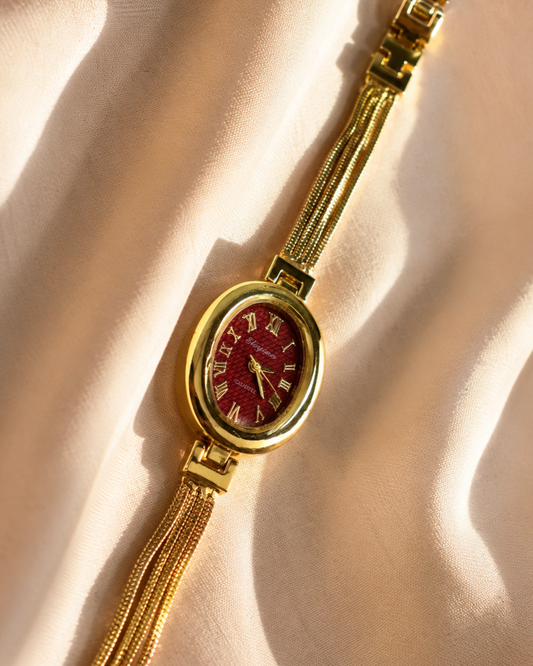 Rouge Etoile Watch