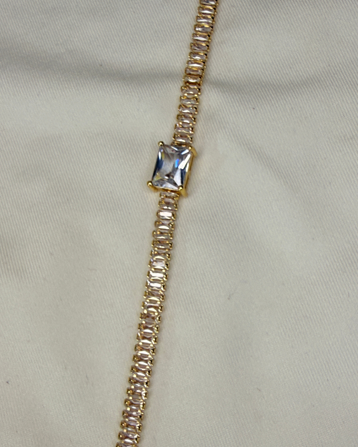 Elara Tennis Bracelet