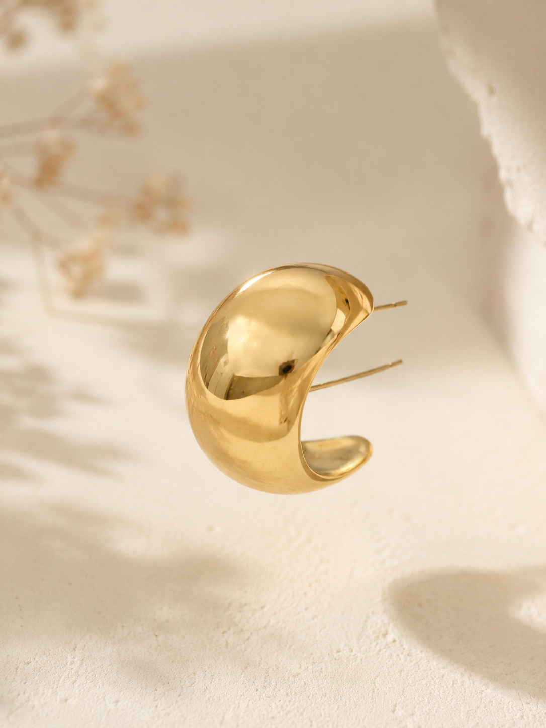 Aura Ear Cuff