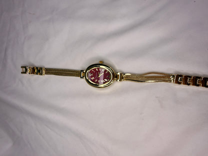 Rouge Etoile Watch