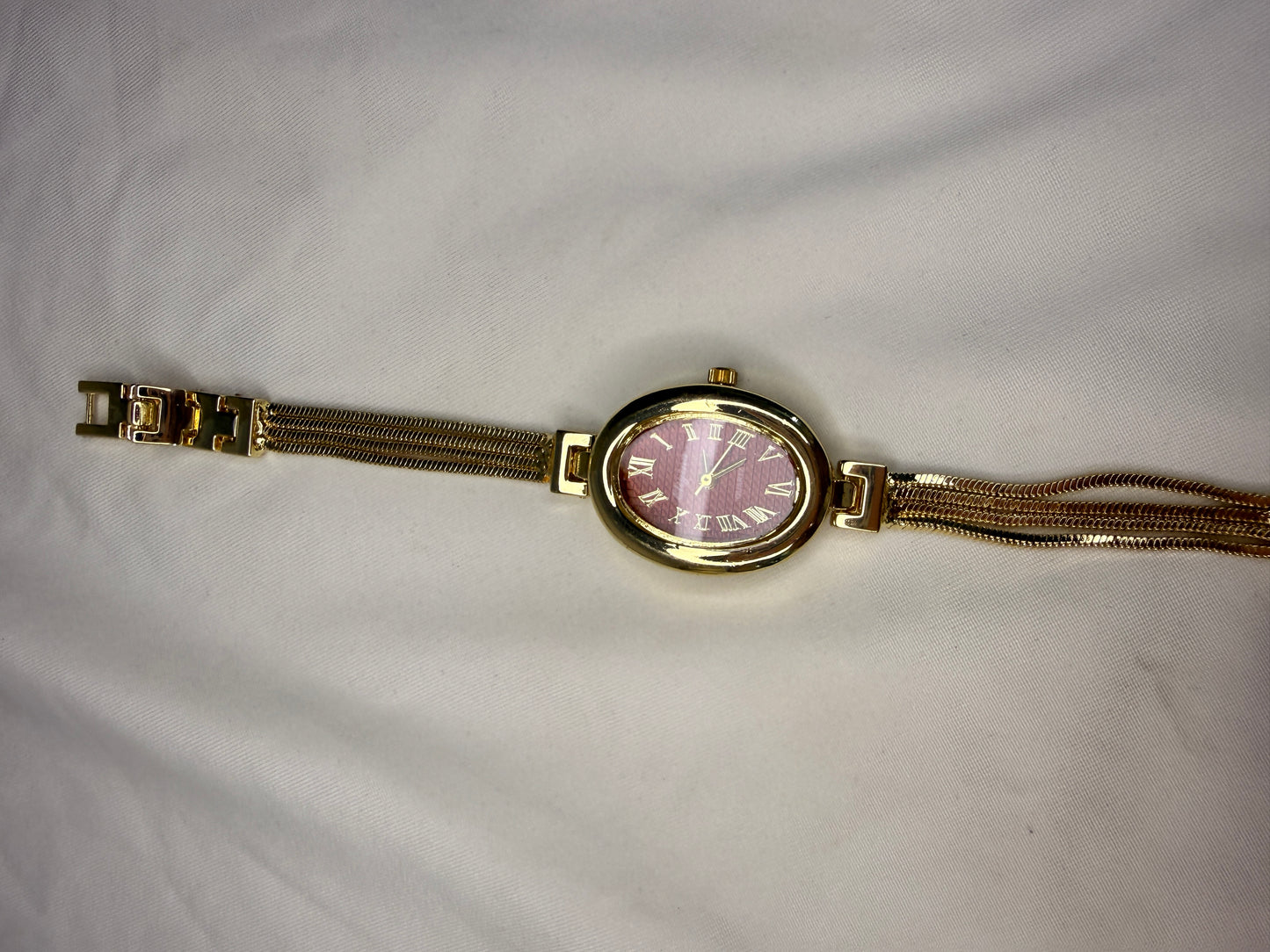 Rouge Etoile Watch
