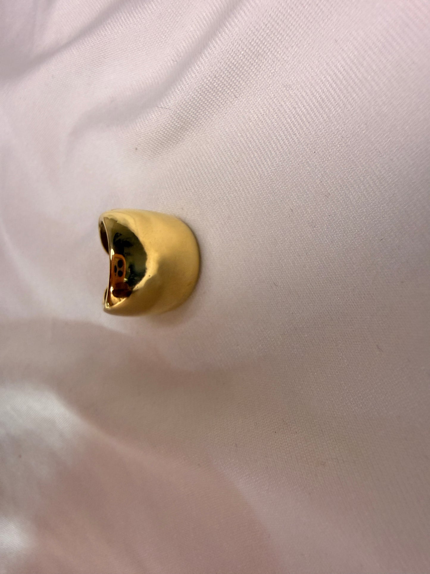 Aura Ear Cuff