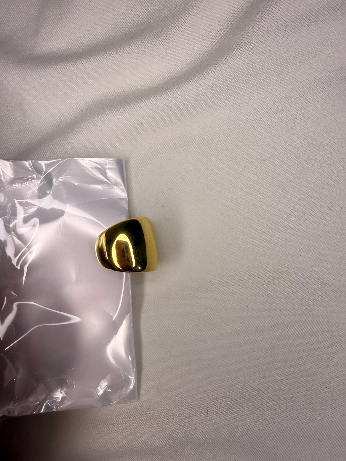Aura Ear Cuff