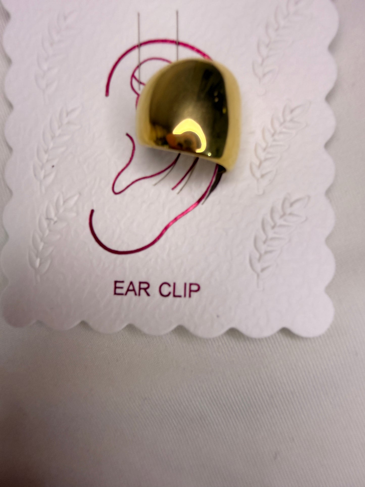 Aura Ear Cuff