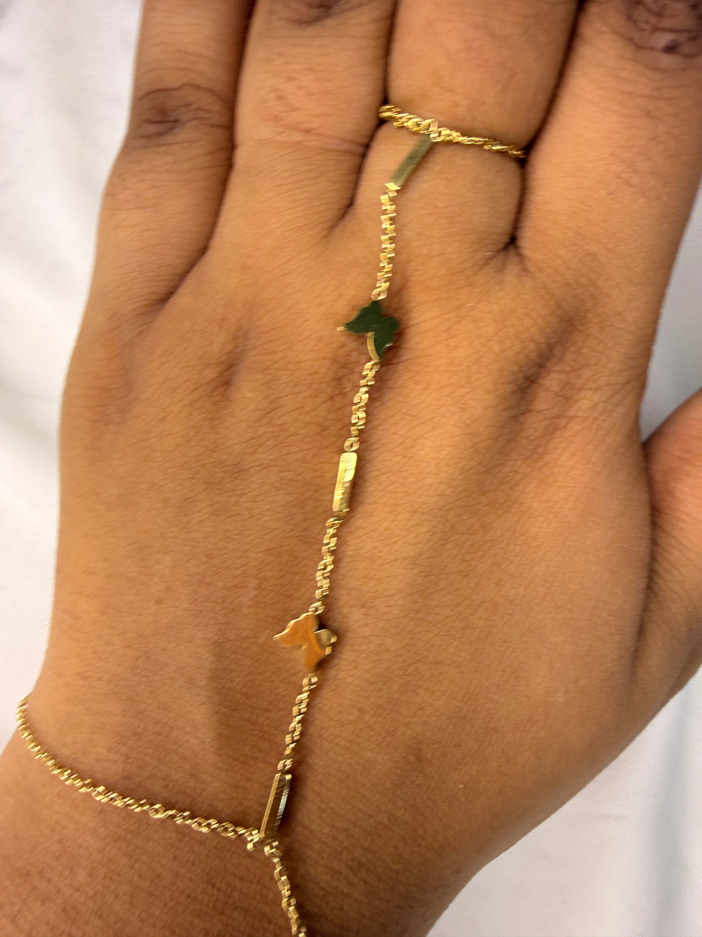 Noir Handchain