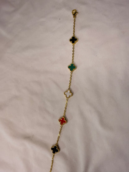 Elise Clover Bracelet