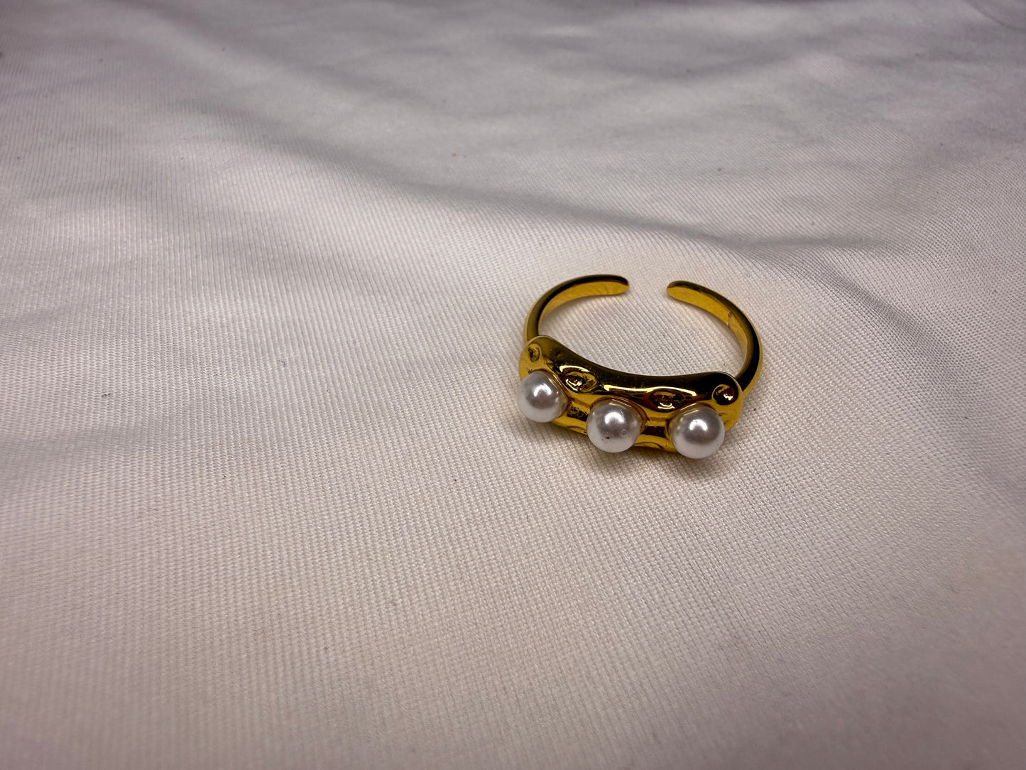 Pearl Whisper Ring